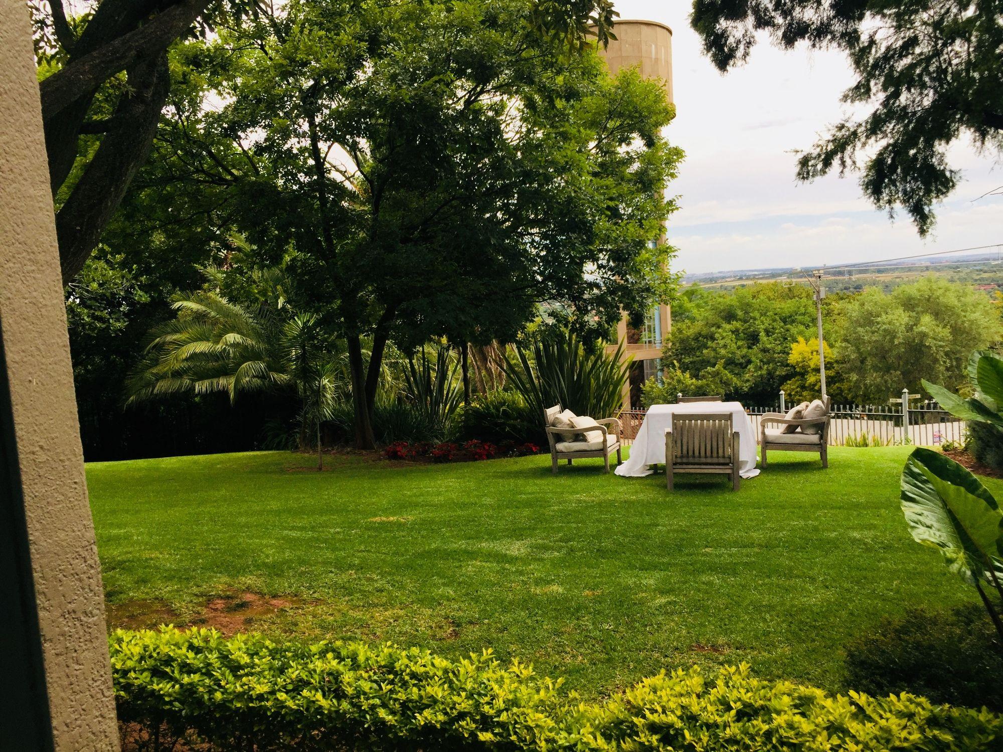 Amoris Guest House-Waterkloof Ridge Pretoria-Noord Dış mekan fotoğraf